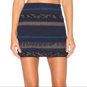 Alice + OLIVIA Elana Textured Tweed Mini Skirt Women's Size 4 Lined Navy Blue